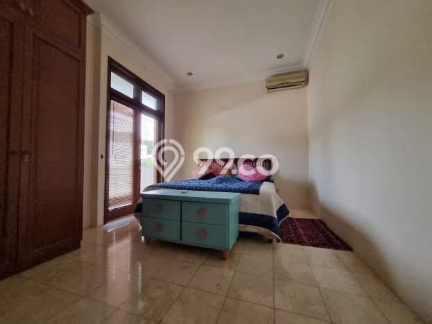 Jual Rumah 4 KT di Bintaro, Tangerang Selatan - Luas Tanah 263m2m² Jual Rumah 4 KT di Bintaro, Tangerang Selatan - Luas Tanah 263m2m²