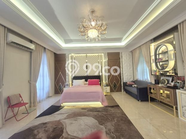 Ready to Use! Premium House LT 843m2 Desain Modern di Bintaro Ready to Use! Premium House LT 843m2 Desain Modern di Bintaro