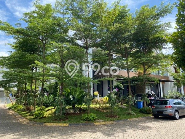Jual Rumah Luas Megah Dengan View Eksklusif di Bintaro, Tangerang Selatan Jual Rumah Luas Megah Dengan View Eksklusif di Bintaro, Tangerang Selatan