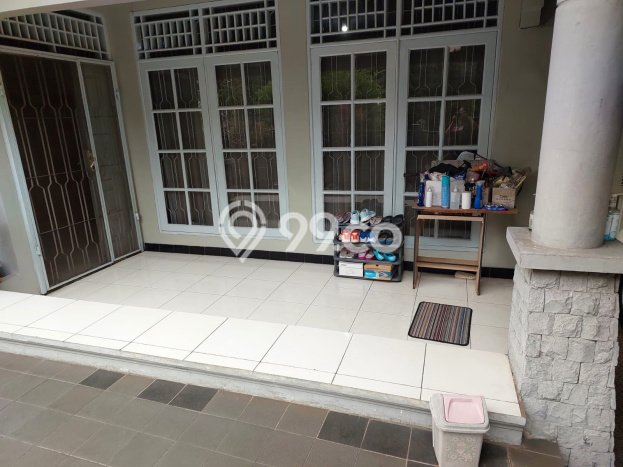 Rumah Elit Modern Tanpa Renovasi di Bintaro Tangerang Selatan Rumah Elit Modern Tanpa Renovasi di Bintaro Tangerang Selatan
