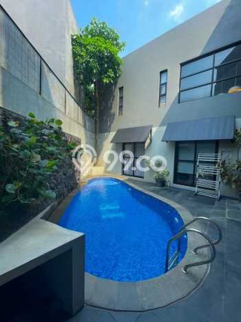 Hunian Mewah LB 350m2 Siap Pakai Desain Elegan di Bintaro, Tangerang Selatan Hunian Mewah LB 350m2 Siap Pakai Desain Elegan di Bintaro, Tangerang Selatan
