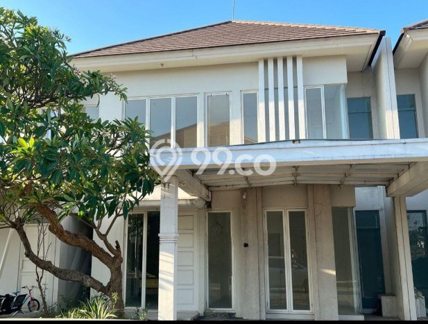 For Sale! Luxury House LT 160m2 Desain Modern di Pakuwon For Sale! Luxury House LT 160m2 Desain Modern di Pakuwon