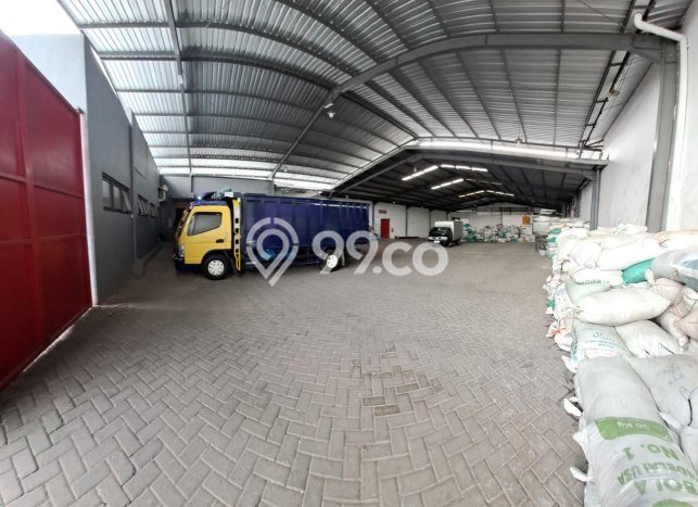 Untuk Dijual! Pabrik di Malang Kota Malang LT 3951m2 / LB 3660m2 Kawasan Strategis Untuk Dijual! Pabrik di Malang Kota Malang LT 3951m2 / LB 3660m2 Kawasan Strategis