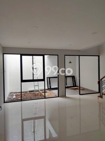 Dijual Rumah Eksklusif 3 KT di Taman Kopo Indah, Bandung Dijual Rumah Eksklusif 3 KT di Taman Kopo Indah, Bandung
