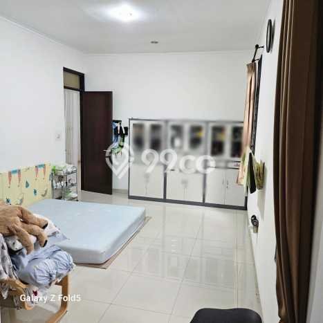 Rumah Asri area Taman Kopo Indah, Bandung, Luas 266m² Bangunan 210m² Rumah Asri area Taman Kopo Indah, Bandung, Luas 266m² Bangunan 210m²