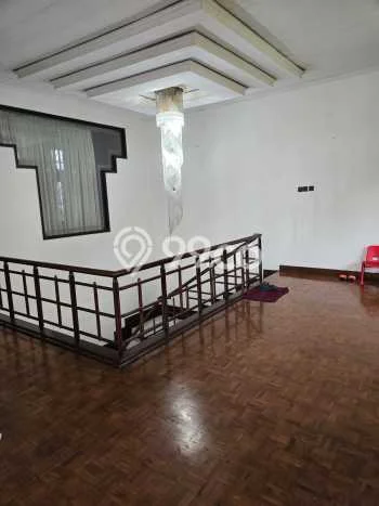 Rumah Luxury Modern Siap Huni di Setiabudi Bandung Rumah Luxury Modern Siap Huni di Setiabudi Bandung