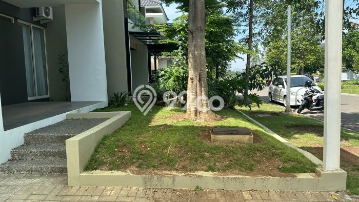 HARGA SPECIAL! Rumah Nyaman area , Bandung, Luas 360m2m² LB 265m2m² BISA KPR! HARGA SPECIAL! Rumah Nyaman area , Bandung, Luas 360m2m² LB 265m2m² BISA KPR!