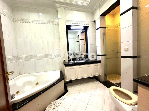 PROMO TERBATAS! Rumah Premium di Setiabudi, Bandung, LT 618m² Bangunan 484m² PROMO TERBATAS! Rumah Premium di Setiabudi, Bandung, LT 618m² Bangunan 484m²