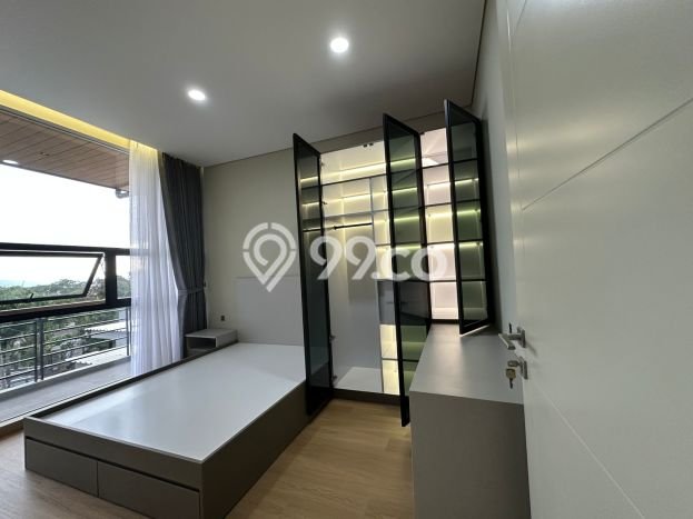 KESEMPATAN TERBAIK! Rumah Nyaman di , Luas 749m2m² Bangunan 420m2m² KESEMPATAN TERBAIK! Rumah Nyaman di , Luas 749m2m² Bangunan 420m2m²