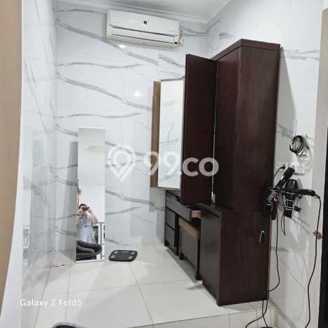 Rumah Asri area Taman Kopo Indah, Bandung, Luas 266m² Bangunan 210m² Rumah Asri area Taman Kopo Indah, Bandung, Luas 266m² Bangunan 210m²