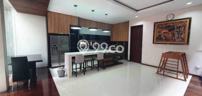 HUNIAN PILIHAN! Rumah area , Luas 220m2m² Bangunan 525m2m² HUNIAN PILIHAN! Rumah area , Luas 220m2m² Bangunan 525m2m²