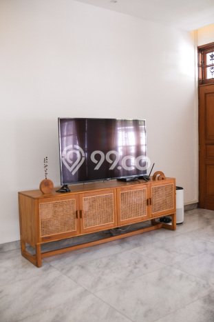 Jual Rumah Mewah Elegan Dengan View Cantik di Ragunan, Jakarta Selatan Jual Rumah Mewah Elegan Dengan View Cantik di Ragunan, Jakarta Selatan