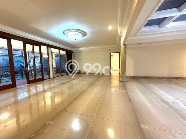 PROMO TERBATAS! Rumah Premium di Setiabudi, Bandung, LT 618m² Bangunan 484m² PROMO TERBATAS! Rumah Premium di Setiabudi, Bandung, LT 618m² Bangunan 484m²