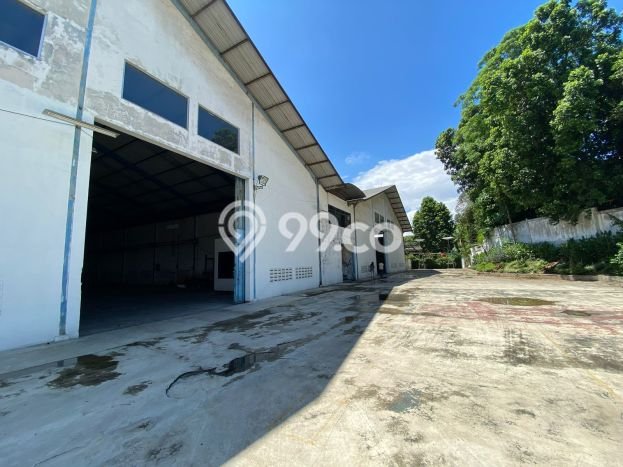 KAWASAN PREMIUM! Gudang di Padalarang, Luas 6000m², Area Komersial KAWASAN PREMIUM! Gudang di Padalarang, Luas 6000m², Area Komersial