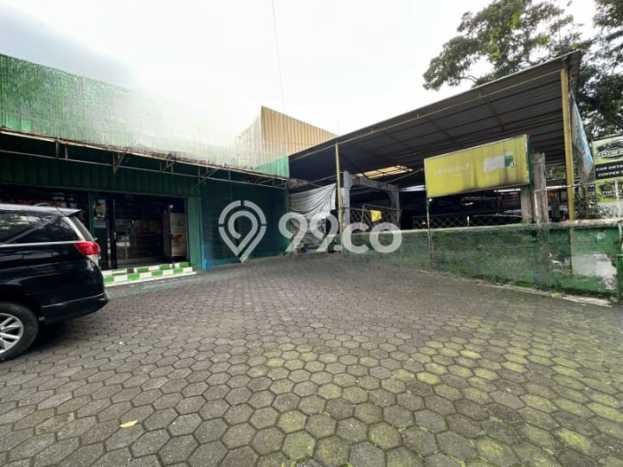 Rumah Elit LB 300m2 Siap Pakai Desain Elegan di Gatot Subroto, Bandung Rumah Elit LB 300m2 Siap Pakai Desain Elegan di Gatot Subroto, Bandung