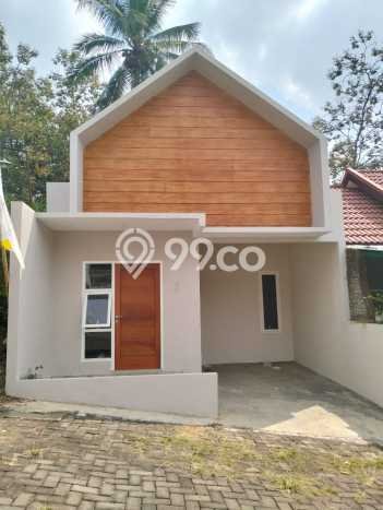 Jual Rumah Harga Miring Pakis Punya 2 KT & LT 72m2 Jual Rumah Harga Miring Pakis Punya 2 KT & LT 72m2