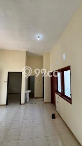 Rumah Luas Asri 2 KT Siap Pakai di Merjosari Malang Rumah Luas Asri 2 KT Siap Pakai di Merjosari Malang