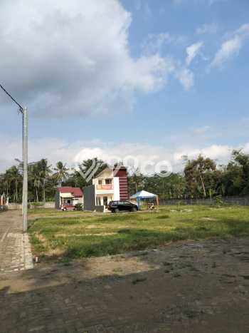 Tanah Kawasan Pakis, Luas 66m2m², Status Hak Milik, Dekat Pakis, Malang, Malang Tanah Kawasan Pakis, Luas 66m2m², Status Hak Milik, Dekat Pakis, Malang, Malang