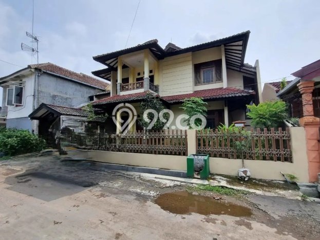 Rumah Minimalis 6 KT di Soekarno Hatta Malang Rumah Minimalis 6 KT di Soekarno Hatta Malang
