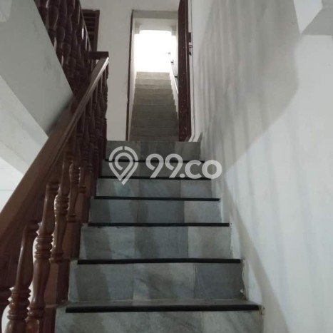 Siap Huni Rumah Mewah 7 Kamar di Tebet Dekat ke Mana Saja Siap Huni Rumah Mewah 7 Kamar di Tebet Dekat ke Mana Saja