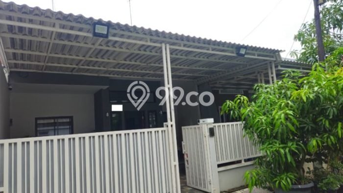 Rumah Luas Asri 4 KT Siap Pakai di harapan indah Bekasi Rumah Luas Asri 4 KT Siap Pakai di harapan indah Bekasi