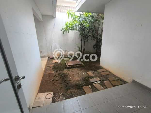 LOKASI STRATEGIS! Rumah kawasan Summarecon Bekasi, Akses ke Stasiun, 4 KT, LT 162m2m² LB 181m2m² LOKASI STRATEGIS! Rumah kawasan Summarecon Bekasi, Akses ke Stasiun, 4 KT, LT 162m2m² LB 181m2m²