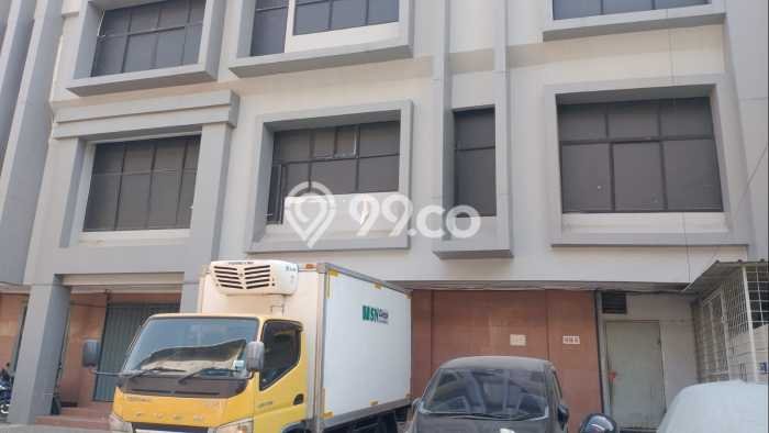 Unit Ruko Dijual di Jakarta Utara LT 480m2 & LB 1440m2 Unit Ruko Dijual di Jakarta Utara LT 480m2 & LB 1440m2