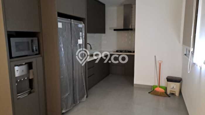 Jual Rumah Luas Megah Dengan View Eksklusif di Pantai Indah Kapuk, Jakarta Utara Jual Rumah Luas Megah Dengan View Eksklusif di Pantai Indah Kapuk, Jakarta Utara