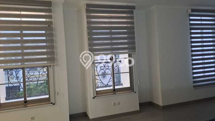 Jual Rumah Luas Megah Dengan View Eksklusif di Pantai Indah Kapuk, Jakarta Utara Jual Rumah Luas Megah Dengan View Eksklusif di Pantai Indah Kapuk, Jakarta Utara