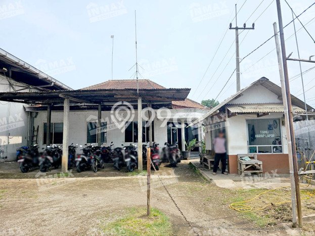 Unit Gudang Dijual di Lawang Malang Luas Tanah 58119m2, Luas Bangunan 50000m2 Unit Gudang Dijual di Lawang Malang Luas Tanah 58119m2, Luas Bangunan 50000m2