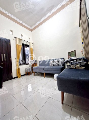 Rumah Strategis Modern Lb 70m2 di Kepanjen, Malang Rumah Strategis Modern Lb 70m2 di Kepanjen, Malang