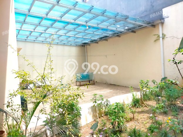 Rumah LT 313m² / LB 250m² Dekat Kampus di Villa Puncak Tidar, Malang Rumah LT 313m² / LB 250m² Dekat Kampus di Villa Puncak Tidar, Malang