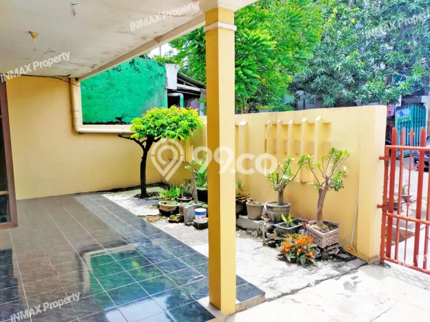 HOT DEAL! Dijual Rumah Premium area Mayjen Sungkono, Surabaya, LT 180m² LB 130m² HOT DEAL! Dijual Rumah Premium area Mayjen Sungkono, Surabaya, LT 180m² LB 130m²