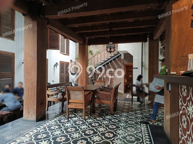 Komersial Dijual di Klojen LT 1312m2, LB 800m2 Solusi Investasi Cerdas Komersial Dijual di Klojen LT 1312m2, LB 800m2 Solusi Investasi Cerdas