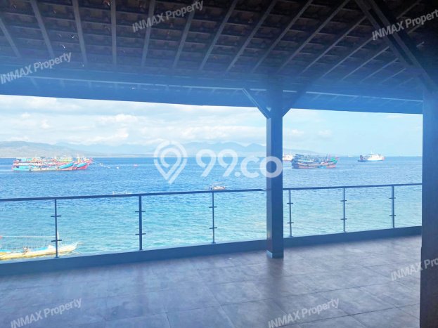 Hunian Impian Keluarga! Rumah Mewah di Banyuwangi, Banyuwangi, Luas 316m² Bangunan 174m² Hunian Impian Keluarga! Rumah Mewah di Banyuwangi, Banyuwangi, Luas 316m² Bangunan 174m²