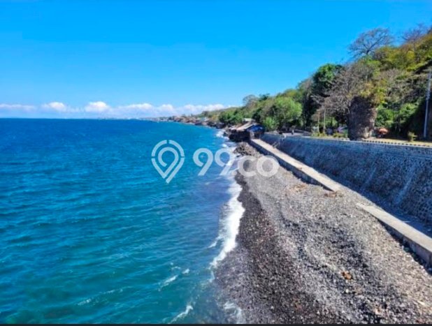 Hunian Impian Keluarga! Rumah Mewah di Banyuwangi, Banyuwangi, Luas 316m² Bangunan 174m² Hunian Impian Keluarga! Rumah Mewah di Banyuwangi, Banyuwangi, Luas 316m² Bangunan 174m²