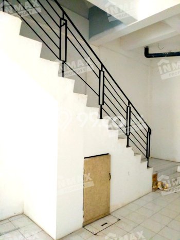 LOKASI PREMIUM! Ruko Kawasan Mayjen Sungkono, Luas 200m², Jalan Utama, Kawasan Komersial LOKASI PREMIUM! Ruko Kawasan Mayjen Sungkono, Luas 200m², Jalan Utama, Kawasan Komersial