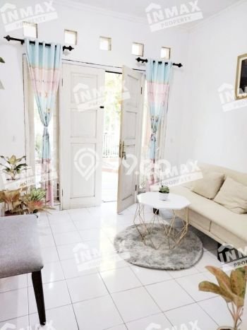 Rumah 3 KT 2 KM Luas Tanah 128m², LB 110m² di Rungkut, Surabaya Rumah 3 KT 2 KM Luas Tanah 128m², LB 110m² di Rungkut, Surabaya