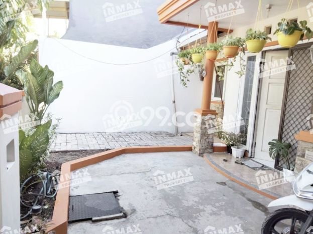 Rumah 3 KT 2 KM Luas Tanah 128m², LB 110m² di Rungkut, Surabaya Rumah 3 KT 2 KM Luas Tanah 128m², LB 110m² di Rungkut, Surabaya