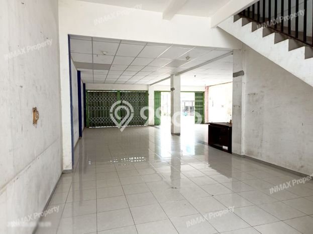 AREA KOMERSIAL! Ruko For Rent Kawasan Blimbing, Luas 360m², Jalan Strategis, Siap Bisnis AREA KOMERSIAL! Ruko For Rent Kawasan Blimbing, Luas 360m², Jalan Strategis, Siap Bisnis