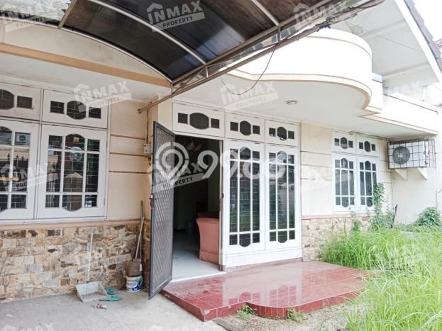 Rumah Modern area Surabaya Kota, Surabaya, Luas 141m² LB 120m² Rumah Modern area Surabaya Kota, Surabaya, Luas 141m² LB 120m²