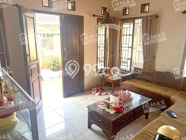UNIT SPESIAL! Rumah area Araya, 2 KM, Akses Fasilitas, Luas 248m² Bangunan 110m² UNIT SPESIAL! Rumah area Araya, 2 KM, Akses Fasilitas, Luas 248m² Bangunan 110m²