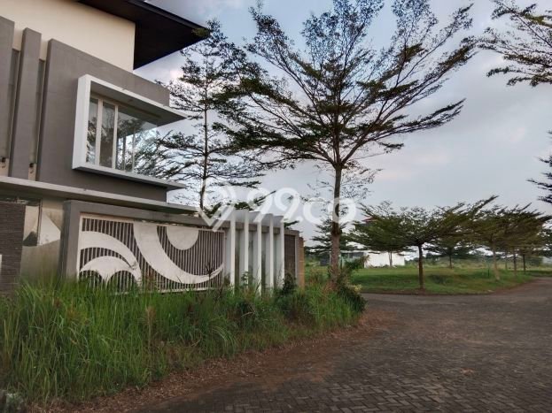 KESEMPATAN TERBAIK! Rumah di Araya, 3 KM, Ready, LT 226m² LB 247m² KESEMPATAN TERBAIK! Rumah di Araya, 3 KM, Ready, LT 226m² LB 247m²