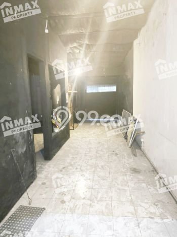 Ruko Dijual di Rungkut Surabaya dengan LB 80m2 Ruko Dijual di Rungkut Surabaya dengan LB 80m2