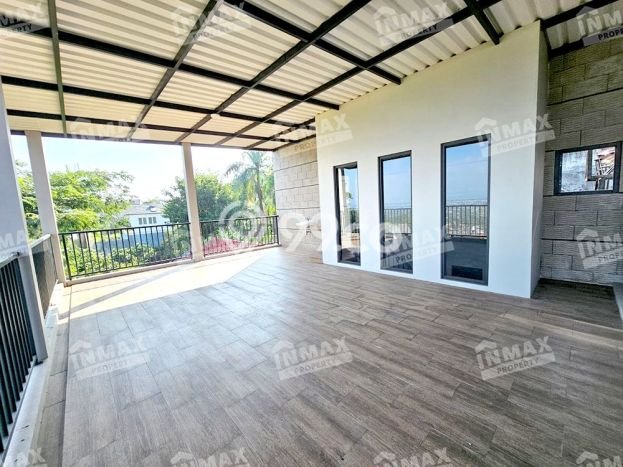Rumah di Buring, 4 KM, Pemandangan Kota, Luas 150m² LB 240m² Rumah di Buring, 4 KM, Pemandangan Kota, Luas 150m² LB 240m²