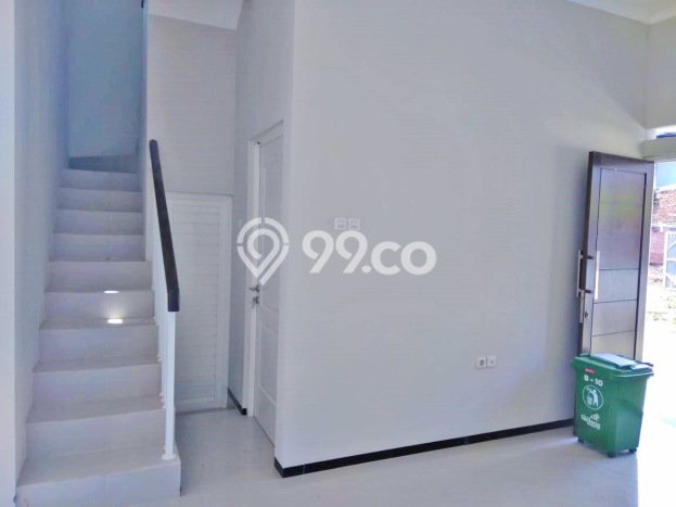 Dijual Hunian Rumah Terawat 3 Kamar di Soekarno Hatta, Malang Dijual Hunian Rumah Terawat 3 Kamar di Soekarno Hatta, Malang