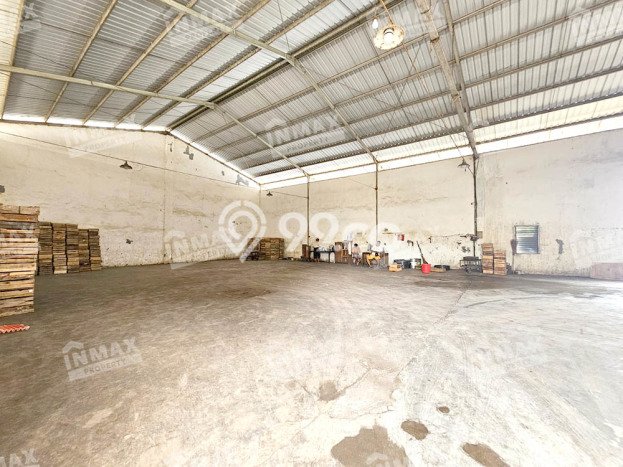 Unit Gudang Dijual di Lawang Malang Luas Tanah 58119m2, Luas Bangunan 50000m2 Unit Gudang Dijual di Lawang Malang Luas Tanah 58119m2, Luas Bangunan 50000m2