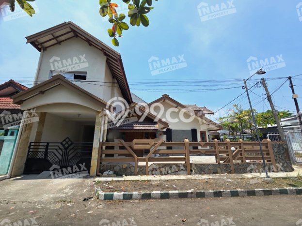 Rumah Strategis Modern Lb 200m2 di Sidoarjo, Sidoarjo Rumah Strategis Modern Lb 200m2 di Sidoarjo, Sidoarjo