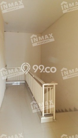 Unit Ruko Dijual di Rungkut Surabaya Luas Bangunan 176m2 Unit Ruko Dijual di Rungkut Surabaya Luas Bangunan 176m2