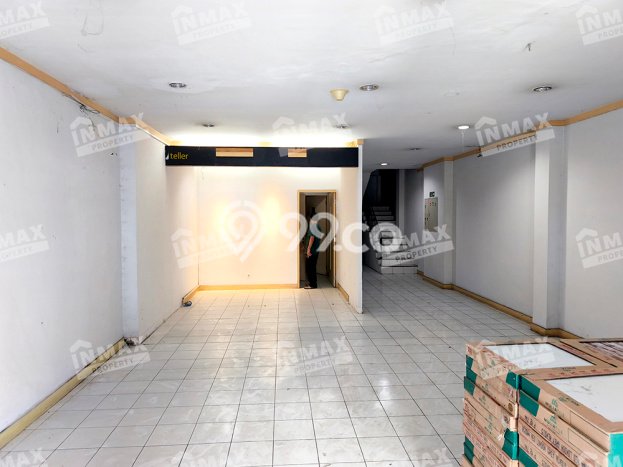 For Rent Ruko Strategis Kawasan Batu, Luas 240m2m², Jalan Strategis For Rent Ruko Strategis Kawasan Batu, Luas 240m2m², Jalan Strategis